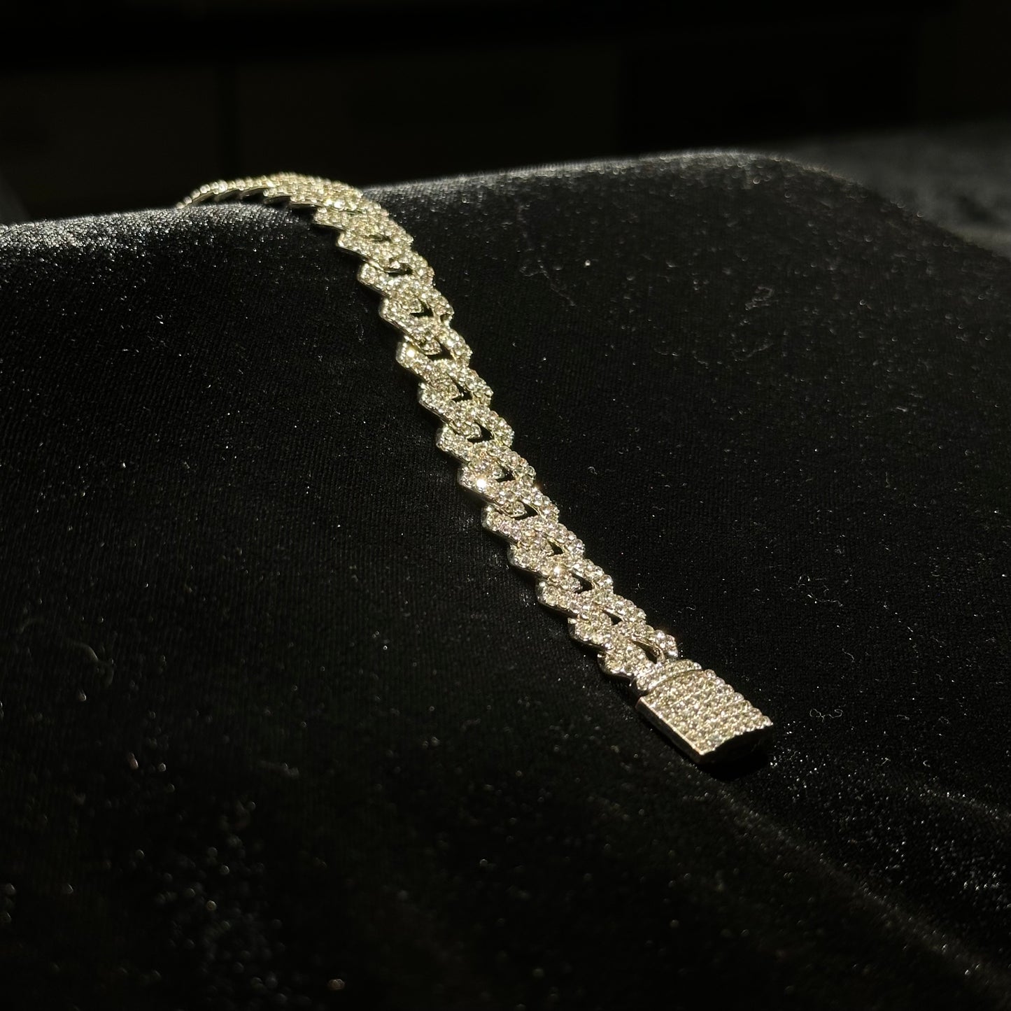 CUBAN BRACELET - ICED OUT